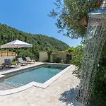 Betty Dubrovnik *